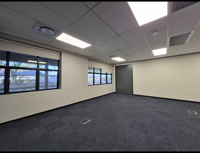 728M² OFFICE TO LET IN MELROSE ESTATE